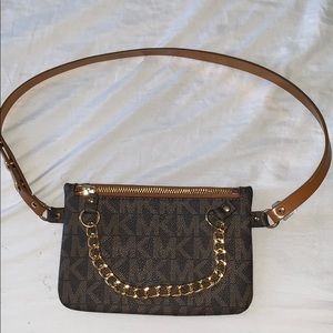 BUY 1 GET 1 FREE Michael Kors Fanny Pack